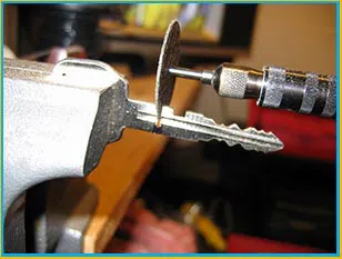 Markham Locksmith Service Markham, IL 708-290-9010 - 4-key-cutting